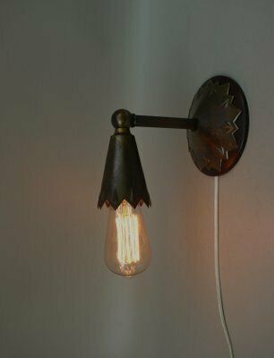 6413.25 Art Nouveau Brass Wall Lights In The Style Of Dagobert Peche, Austria, 1890s, Set Of 2 photo