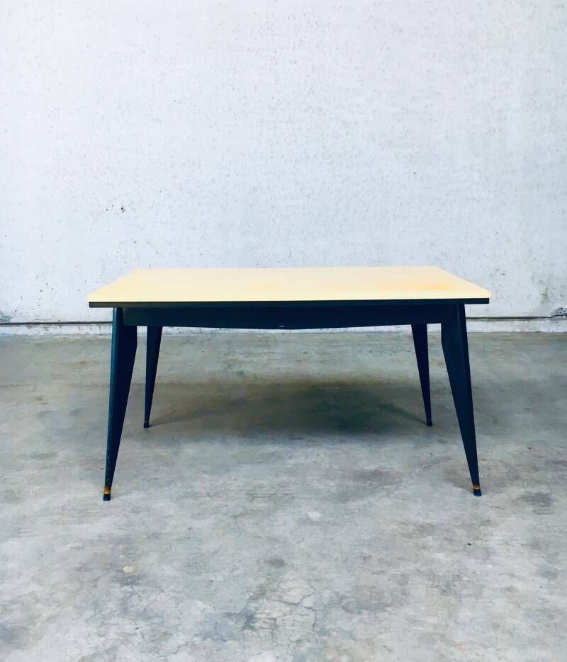 Meubels Uitschuifbare Eettafel In Space Age Stijl, Ca. Jaren 1950 photo