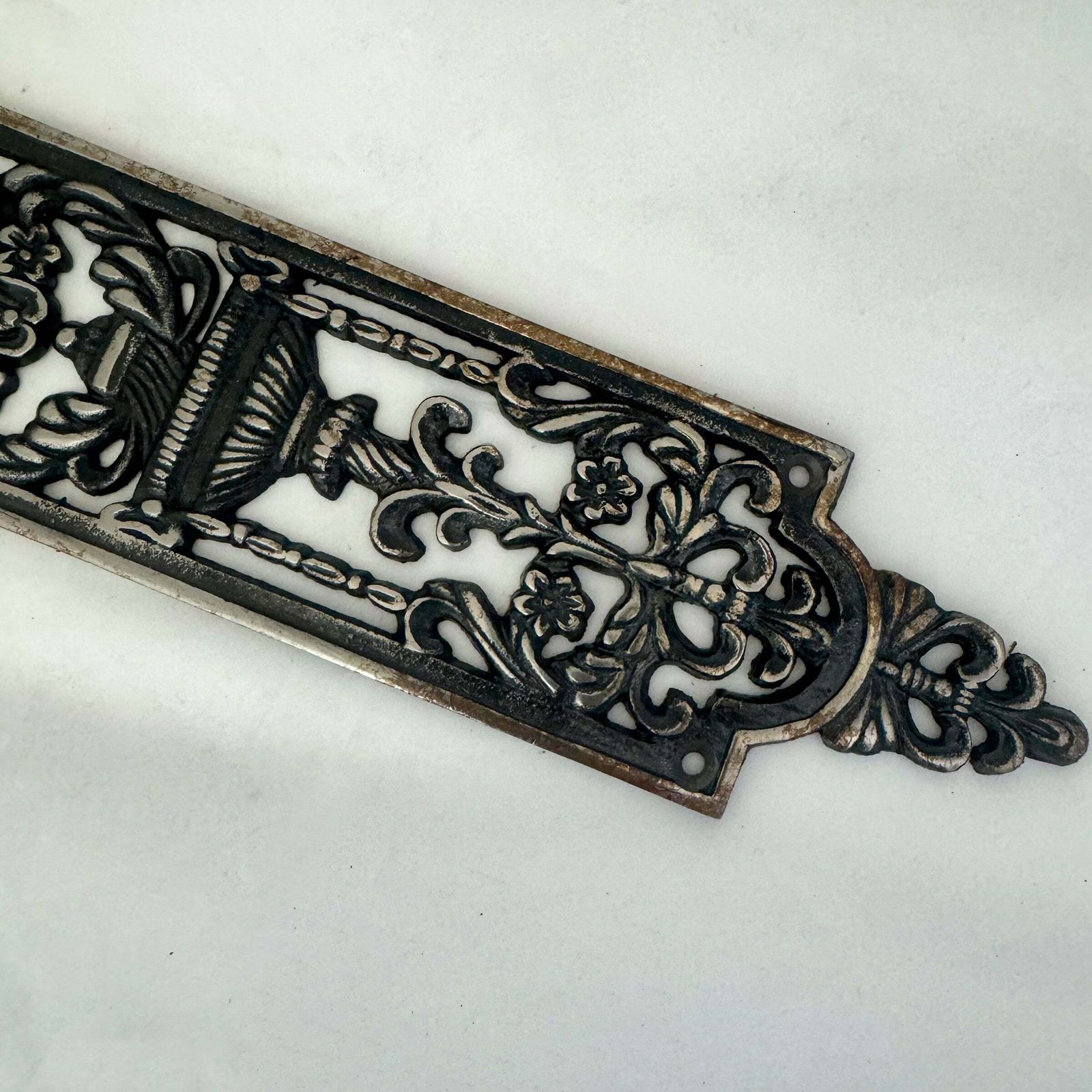 Reclaimed Victorian Style Cast Iron Finger Plates   31 Pairs Available photo for sale