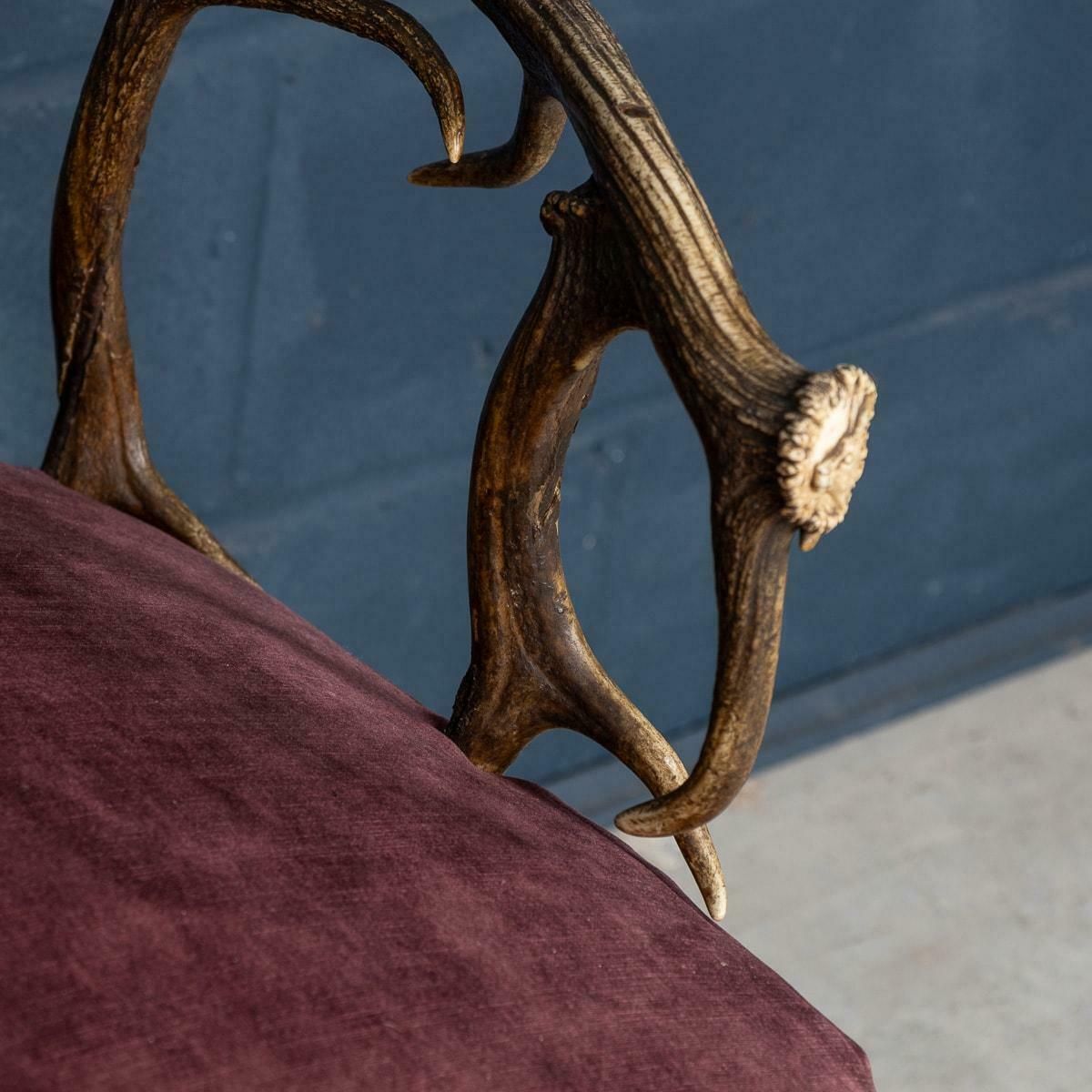 photo vintage Antique 19th Century Black Forest Antler Horn Sofa, Swiss/German C.1890