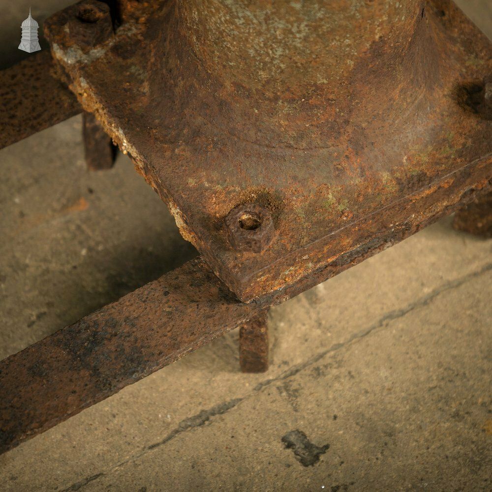 Glenfield Drinking Fountain, Cast Iron photo vinterior