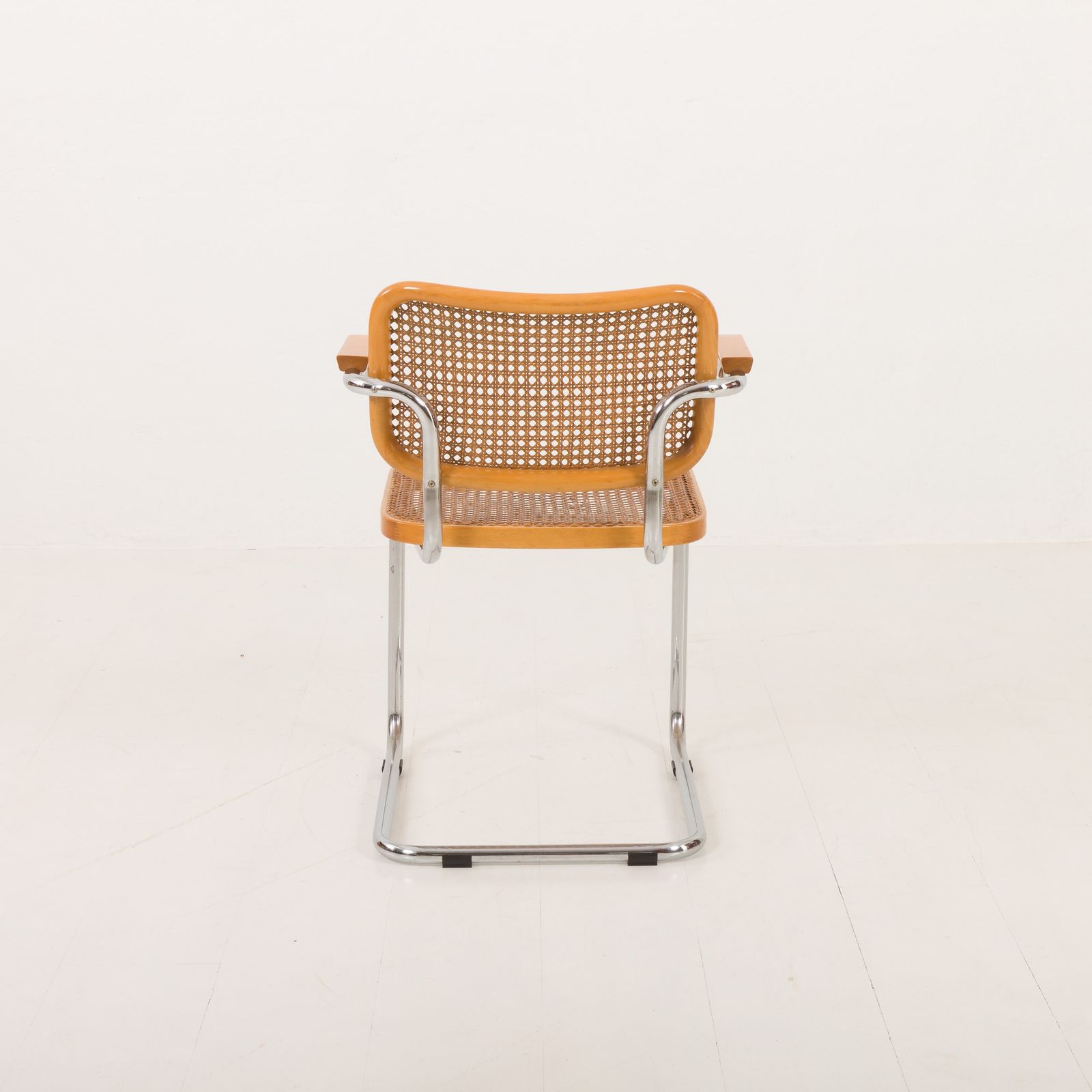 Original Gavina Cesca Chair By Marcel Breuer, Bologna, Italy 1960s photo vinterior