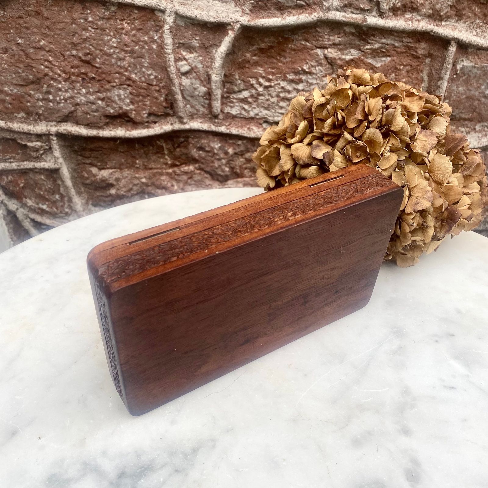 photo vinterior Antique 1920s Hand Carved Indian Rosewood Cigar Cigarette Case Pencil Pen Box