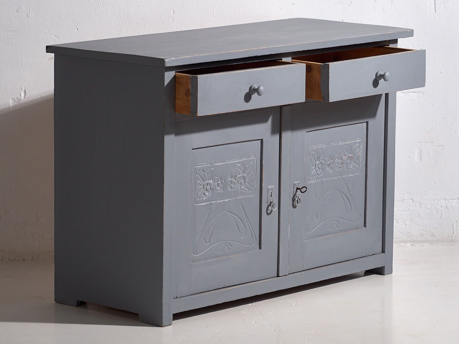 948.0 Antique Two Door Dresser (C.1920) #3 photo