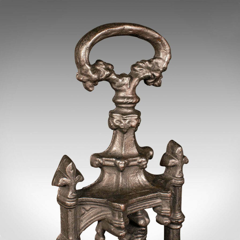 Heavy Antique Door Sentry, English Cast Iron, Knight Doorstop, Keeper, Victorian photo vinterior