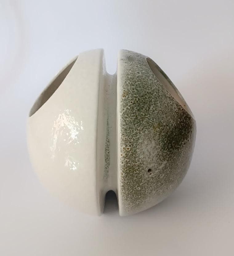 Particular 70s Space Age Ceramic Sphere Vase Il Picchio Bertoncello Calro Zauli Was White Grey photo Home Decor