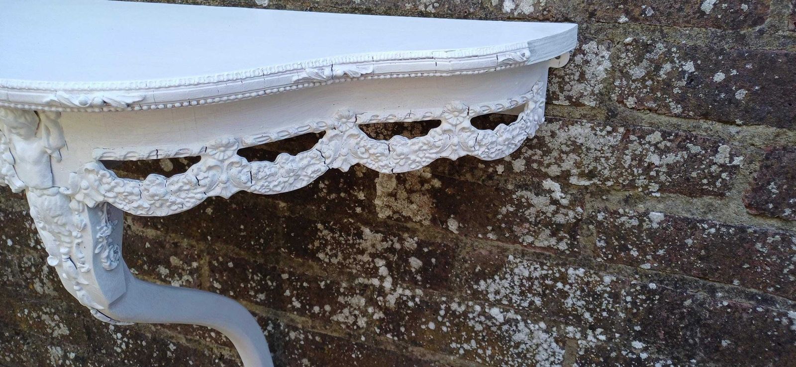 Imposing Genuine Vintage Retro 60s Wall Bracket Shelf Highly Decorative Painted White In Farrow And Ball photo 140.0