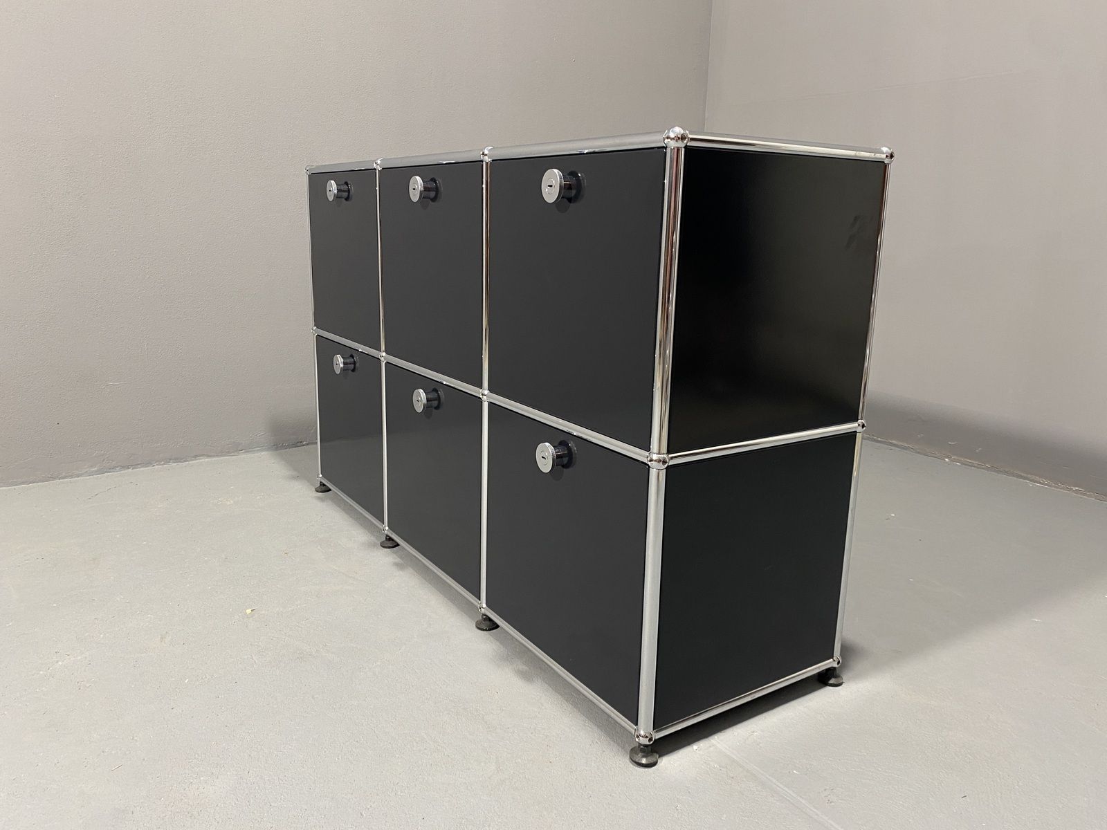 photo for sale Black Metal Cabinet By Paul Schaerer And Fritz Haller For Usm, Switzerland, 1970´S
