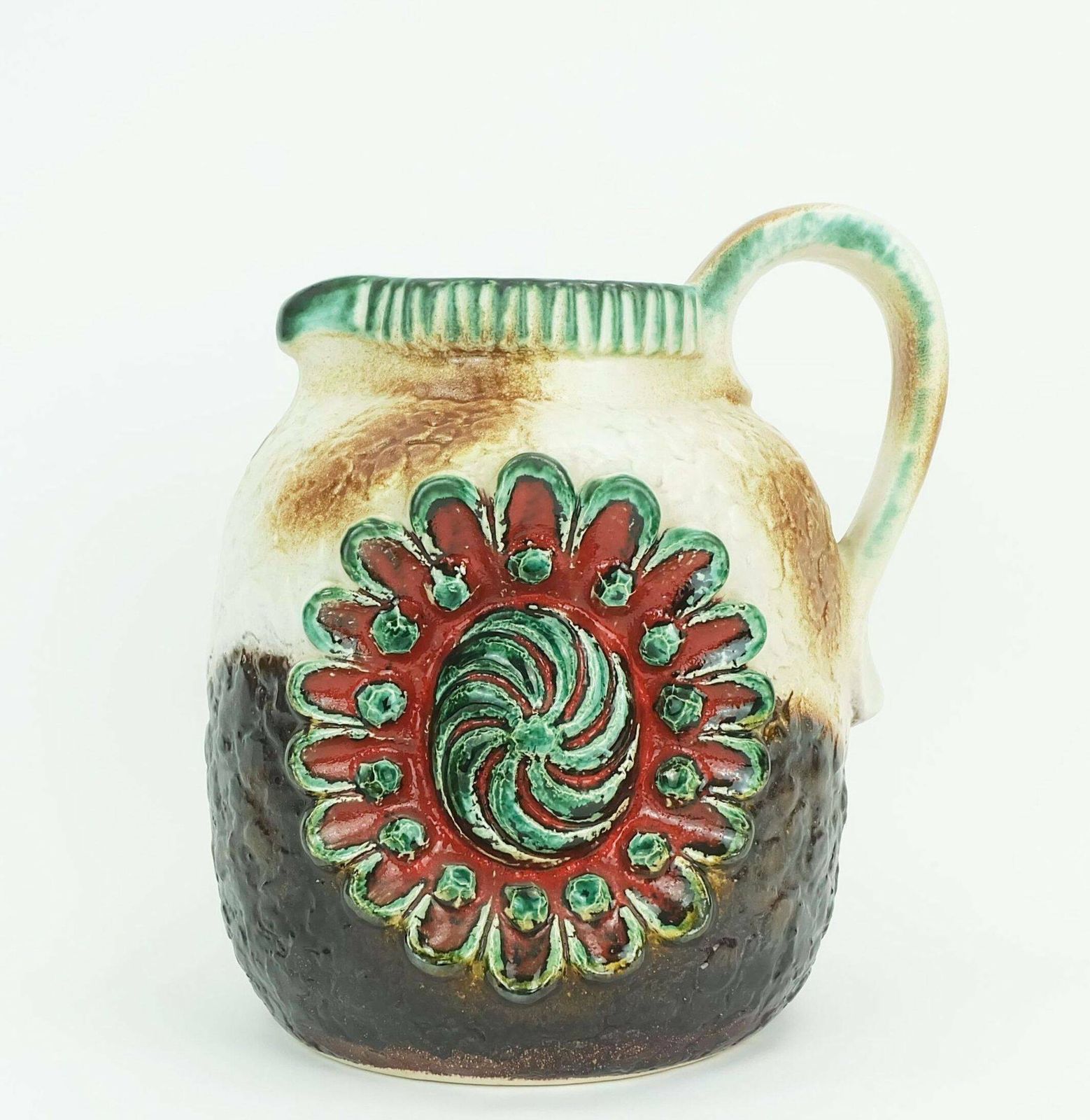photo furniture Dumler & Breiden Mid Century Vase Jug Model 53/21 Relief Decor