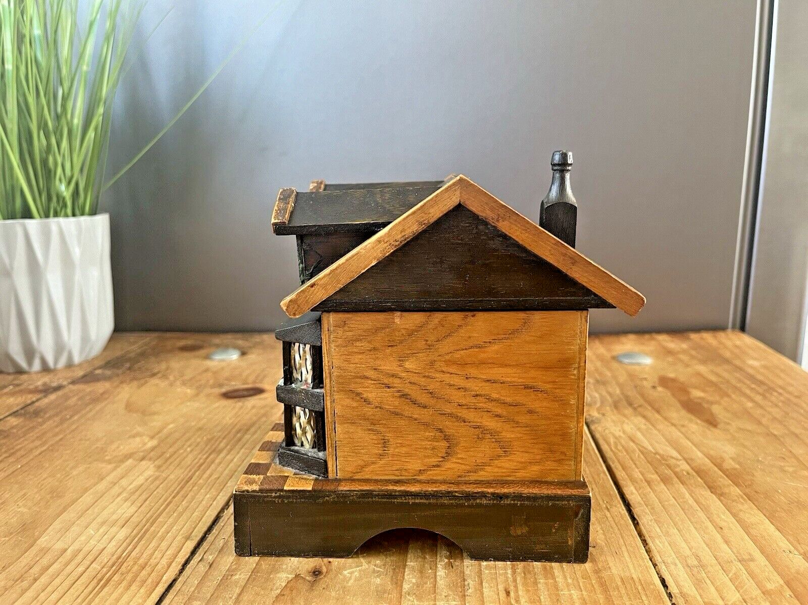 The Shakespeare Hotel Tudor House Wooden Treen Storage Box Thorens Swiss Musical photo for sale