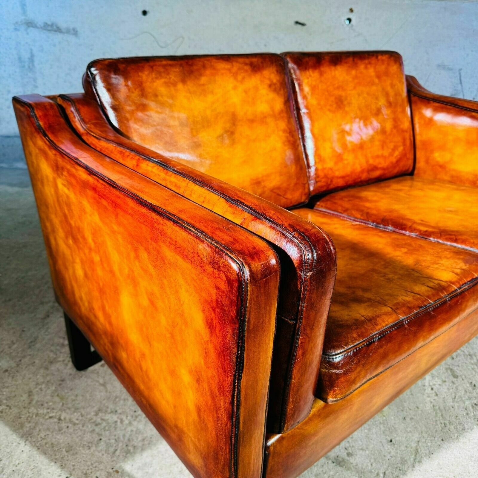 Stylish Neat 70 Danish Borge Mogensen Light Tan Two Seater Leather Sofa photo vinterior