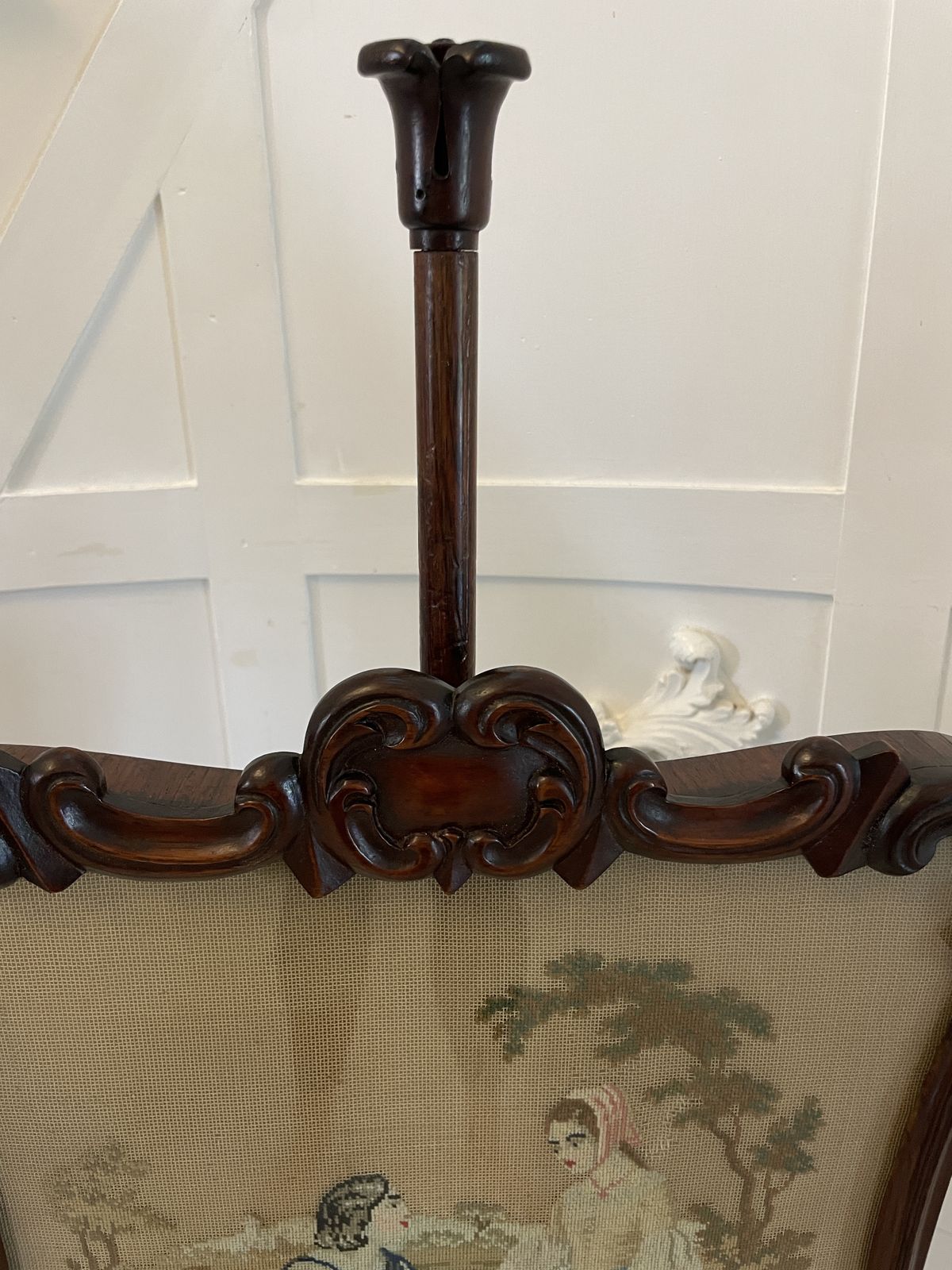 Antique 19th Century Quality Carved Rosewood Pole Screen photo vinterior
