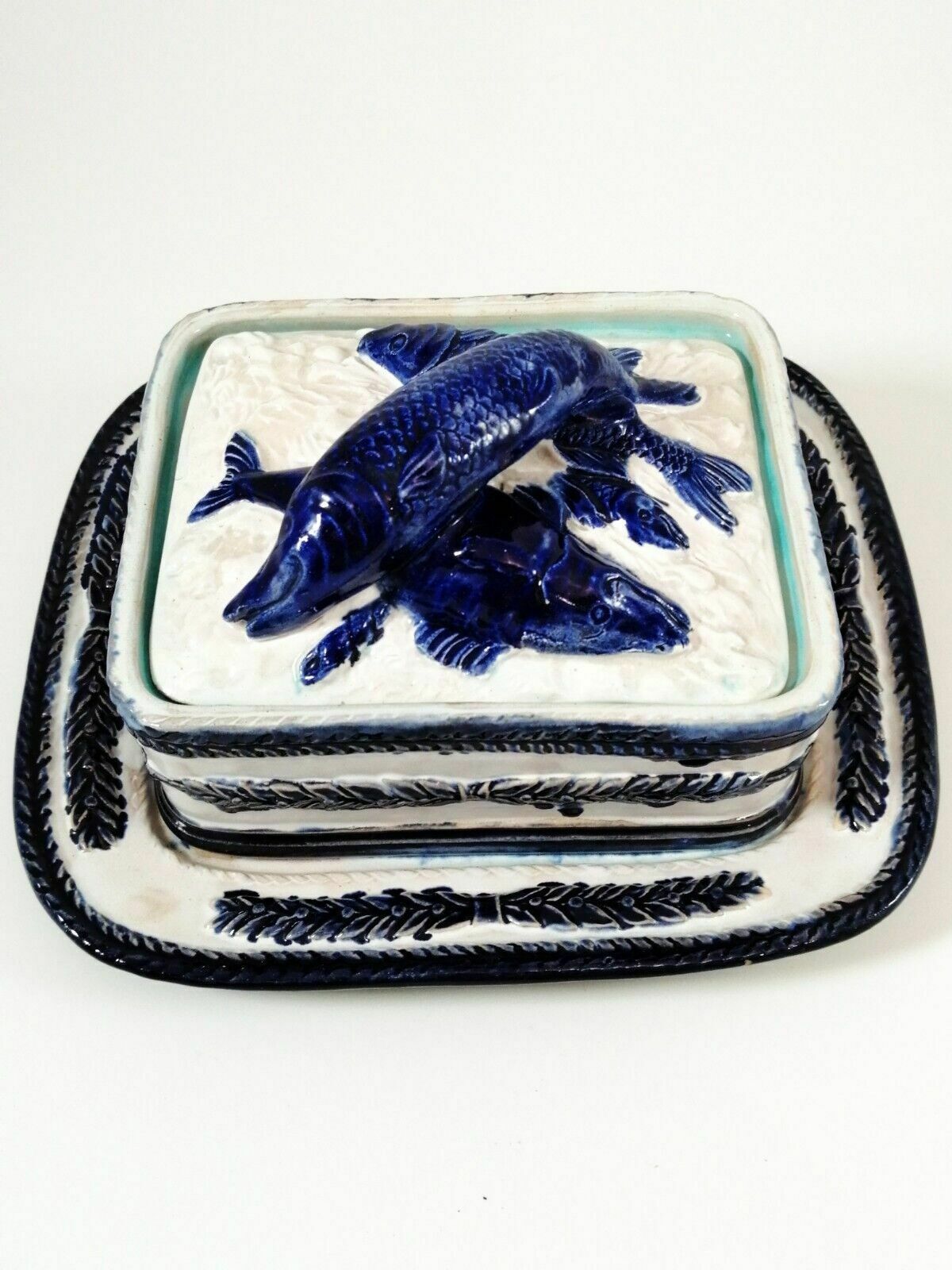 A Majolica Sardine Box By Thomas Forester & Sons, Late 19th Century