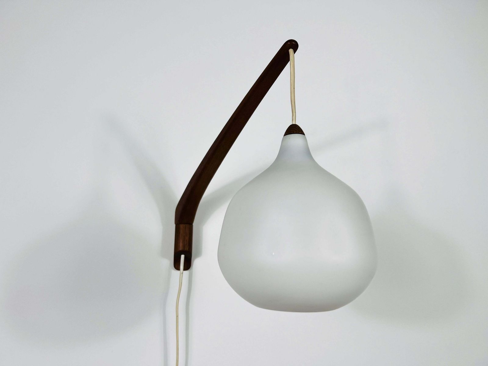 Teak And Opaline Glass Wall Lamp By Uno & östen Kristiansson For Luxus Sweden photo vintage