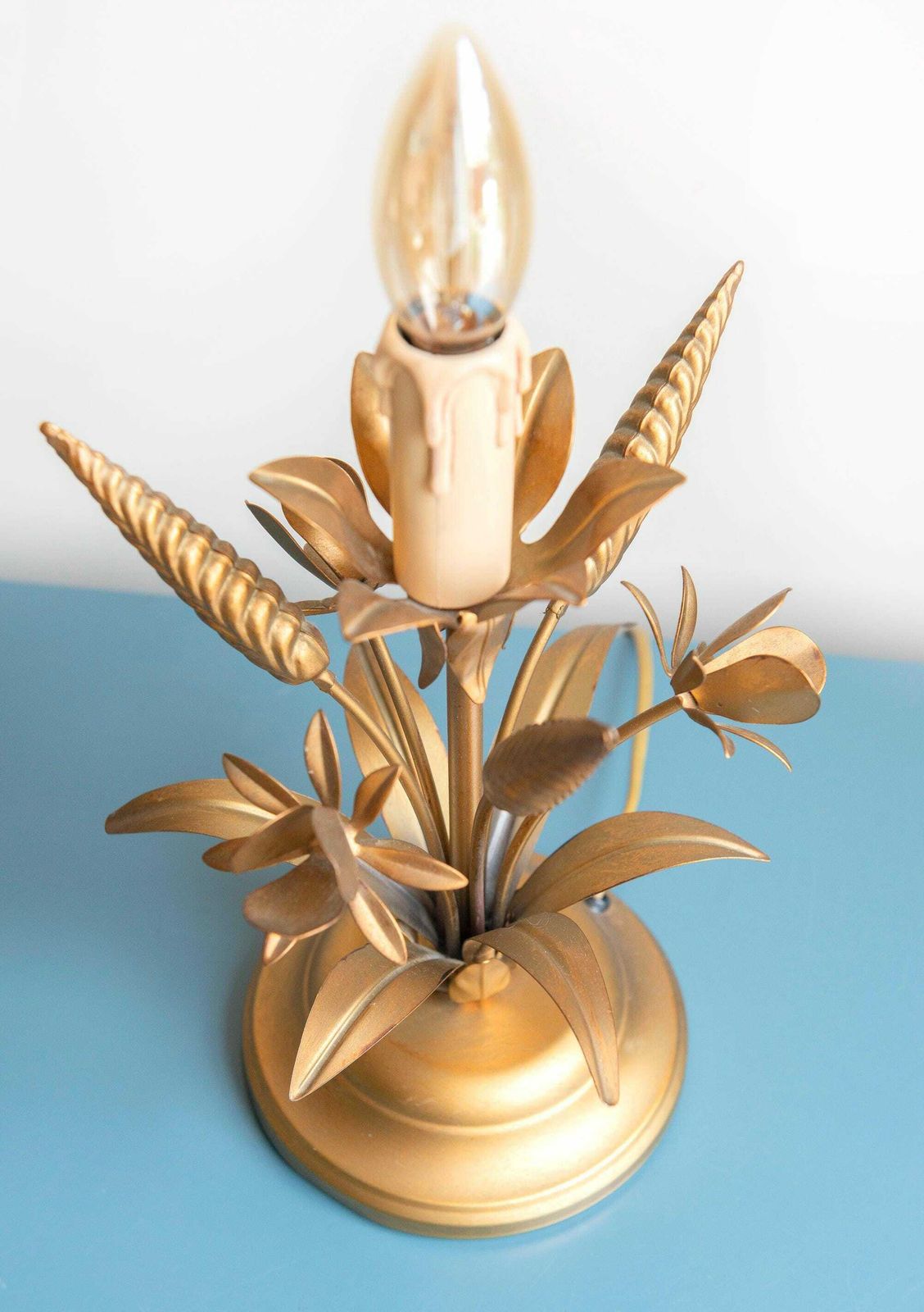 Italian Gilt Metal Table Lamp, Floral Golden Desk Lamp, Hollywood Regency, Ls Italy, 1970s Design, Wheat Bundle Lamp photo Lighting