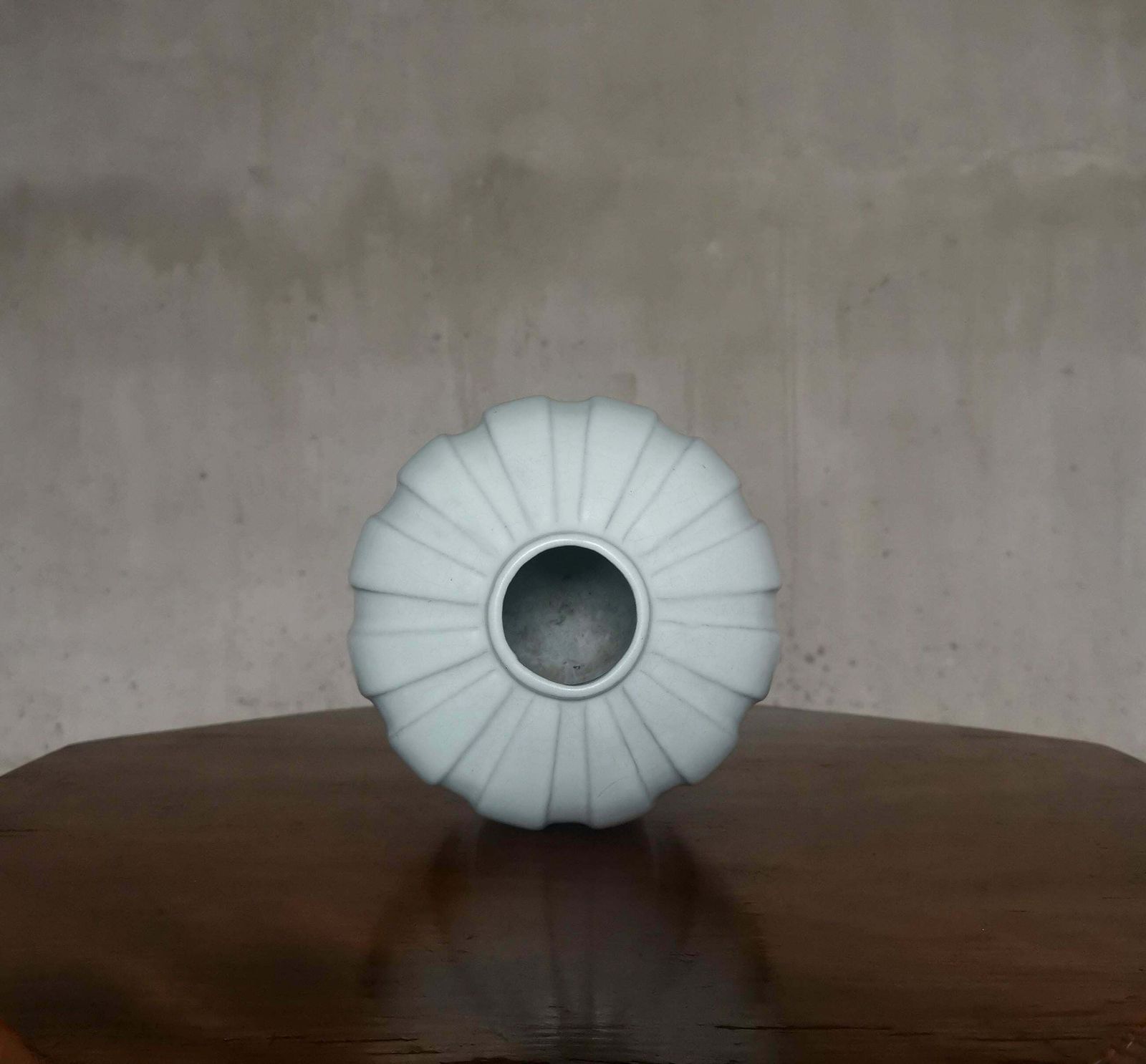 photo furniture White, Modernist Vicke Lindstrand Earthenware Vase, By Upsala Ekeby Sweden 1930s