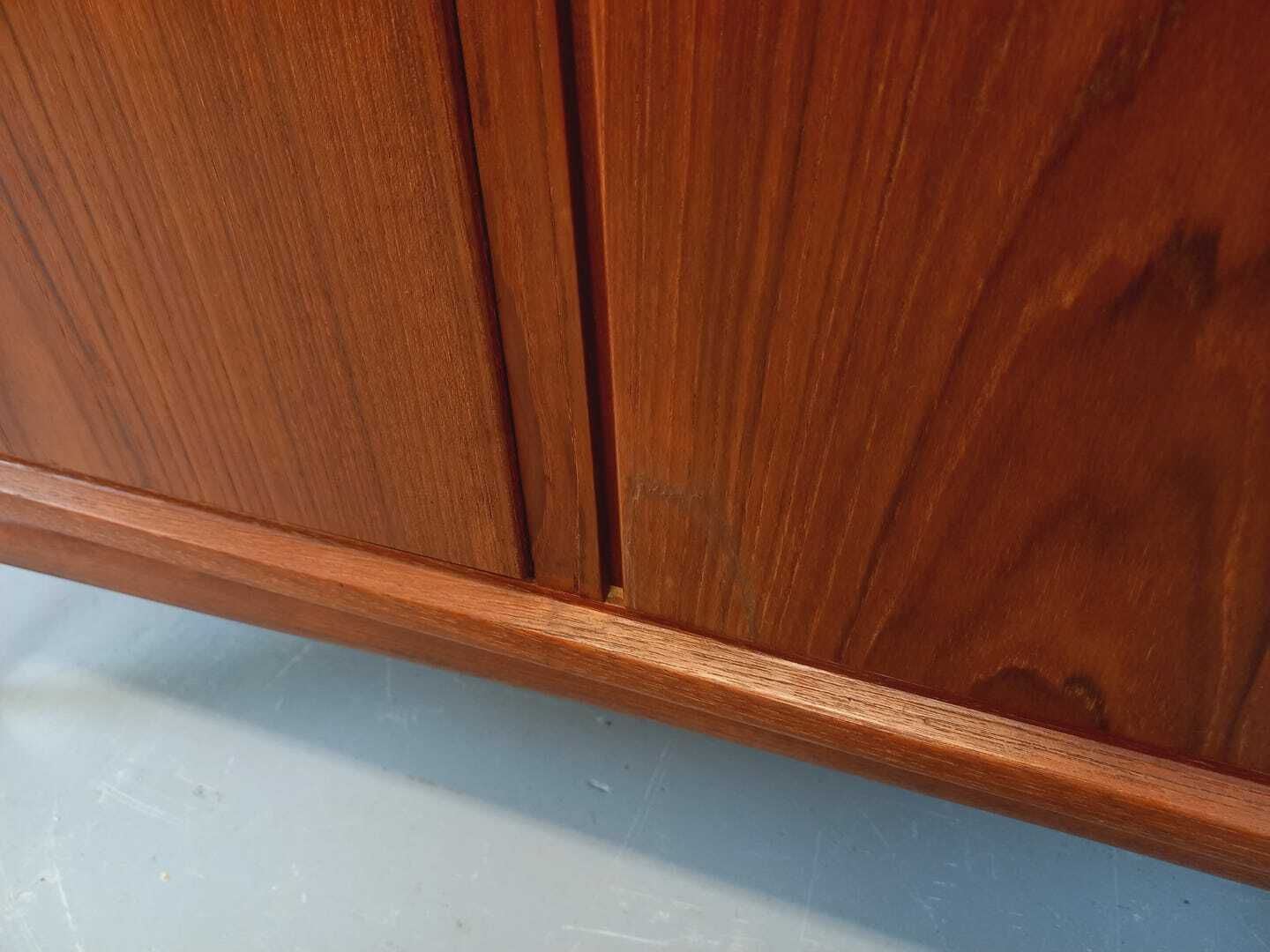 4002.0 Enfilade scandinave Swiss Teak en teck photo