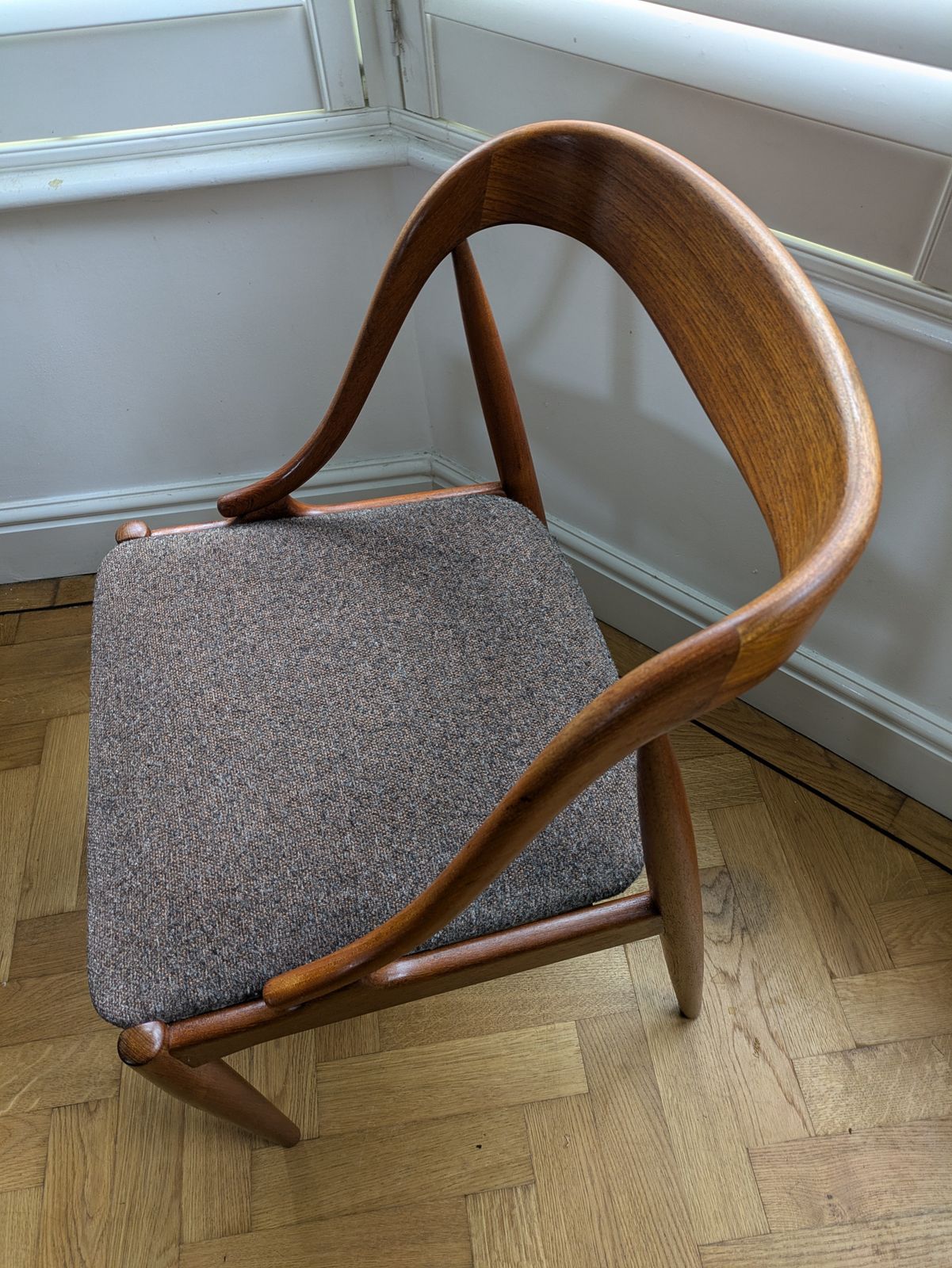 Johannes Andersen Udulm Mobelfabrik Teak Samcom Chair Johannes Andersen Udulm Mobelfabrik Teak Samcom Range photo Furniture