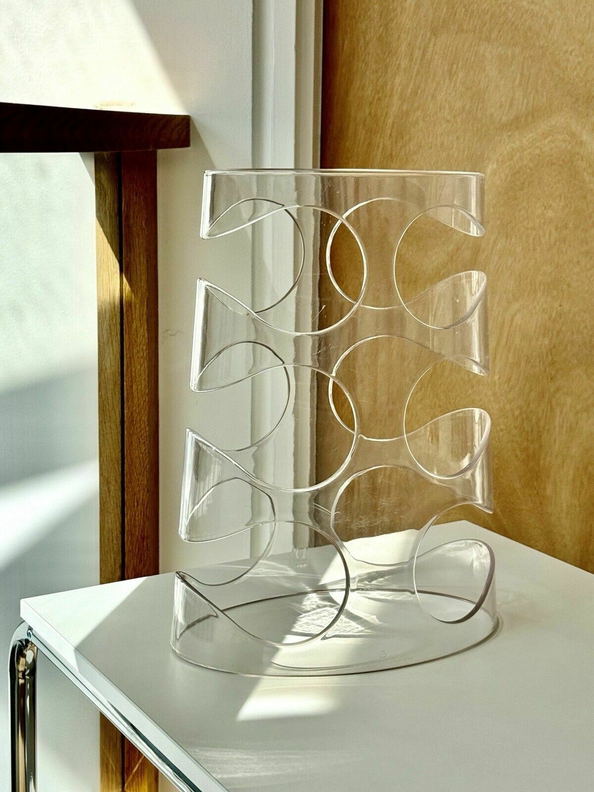 photo furniture Circa 2009 Umbra By Ran Lerner Clear Acrylic "The Grapevine" 6 Bottle Wine Rack