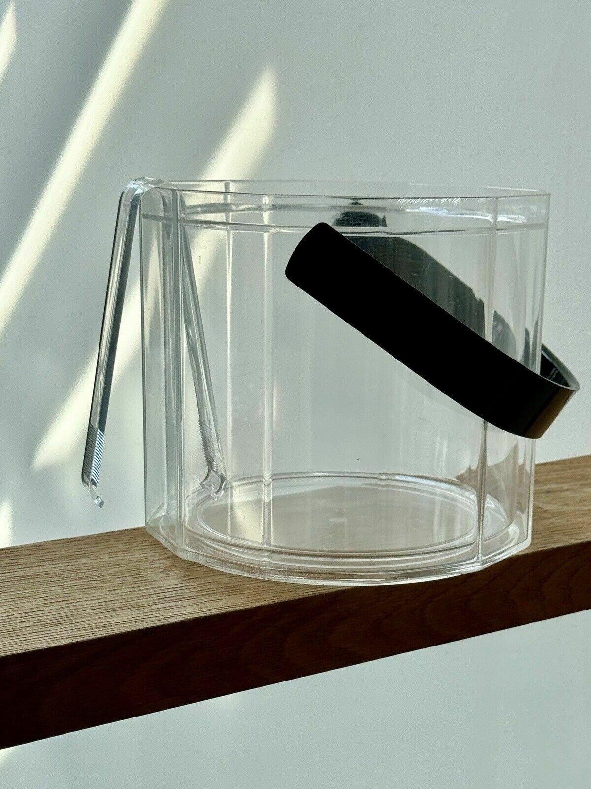 photo vintage 1980’s Guzzini Large Zodiaco Ice Bucket Black Handle Designed By Ambrogio Pozzi