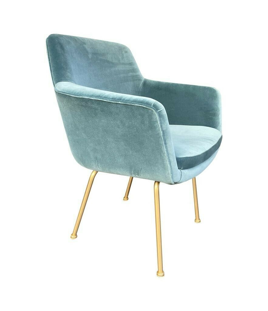 photo furniture A Set Of Four Italian 1970s Chairs With Gilt Metal Legs In Blue Velvet Fabric