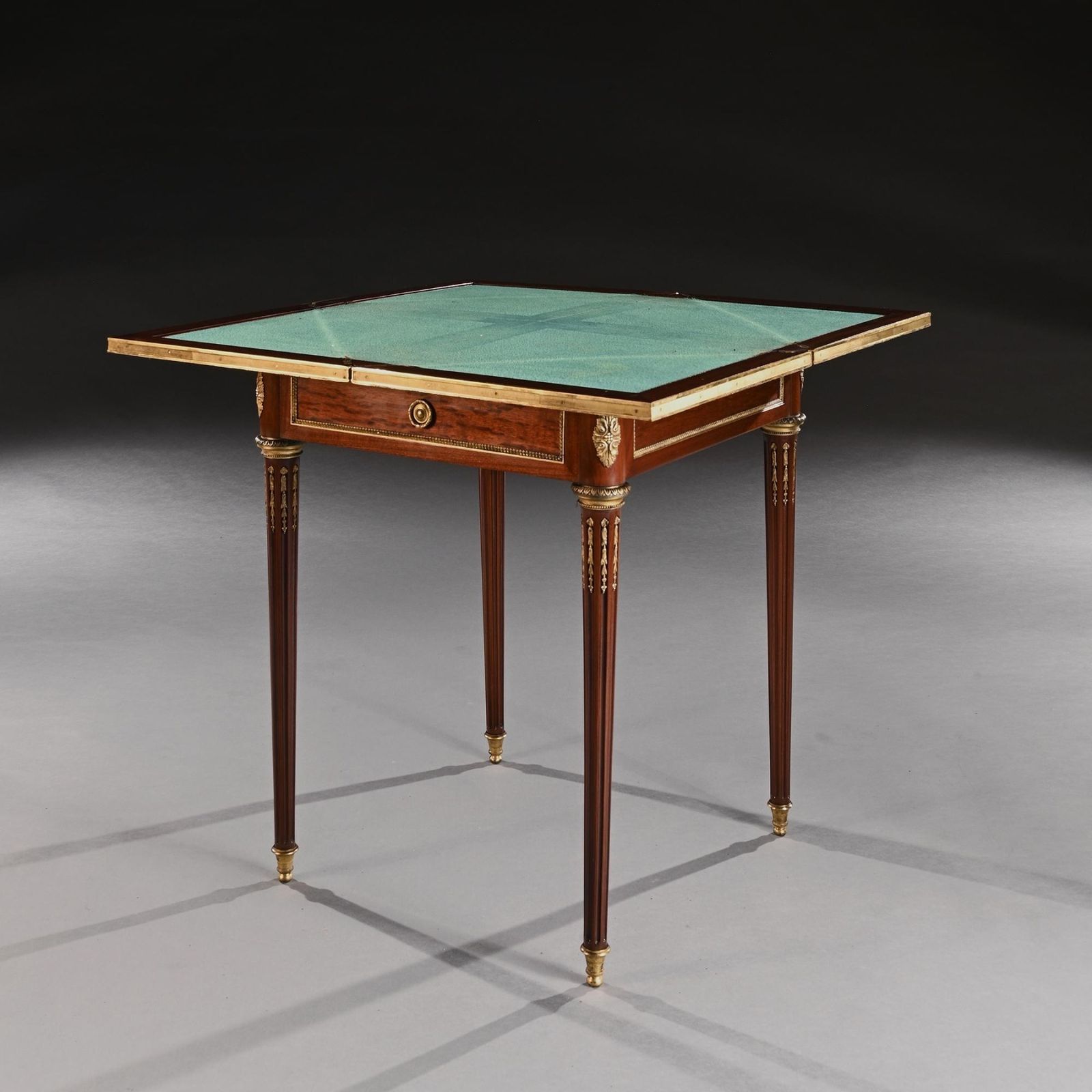 A Fine Mahogany Late 19th Century Envelope Card Table By Antoine Lampre, Paris. photo vinterior
