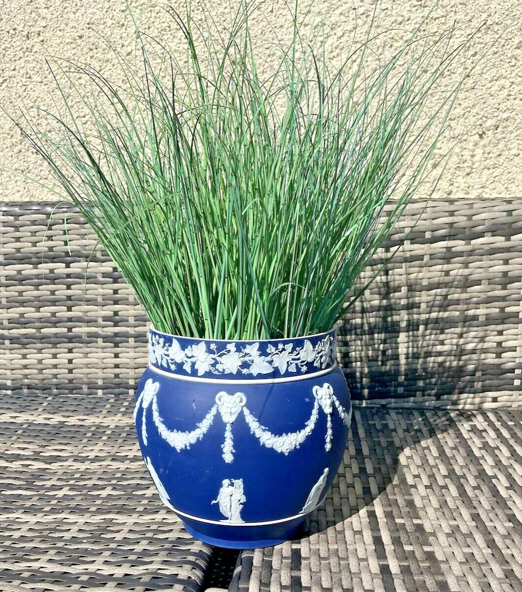 photo vinterior Large Antique 19th C Wedgwood Cobalt Blue Jasperware Jardiniere Plant Pot Af
