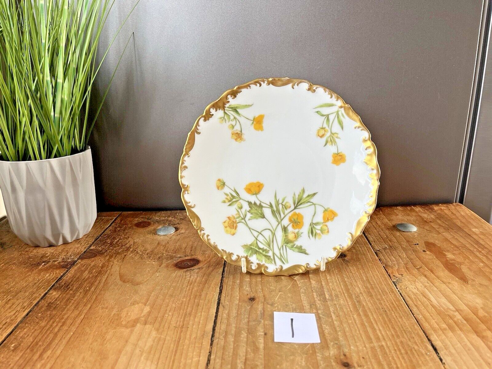 1 Antique Tressemanes & Vogt T&V Limoges Buttercup Floral Gold Gilt Plate photo Home Decor