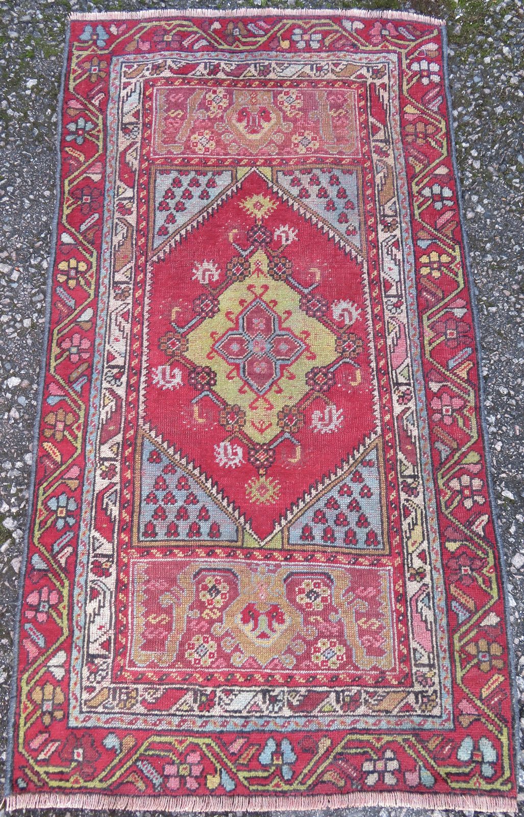 Antique Kirsehir Rug. Central Anatolia. Circa 1860s. 147cm X 80cm.