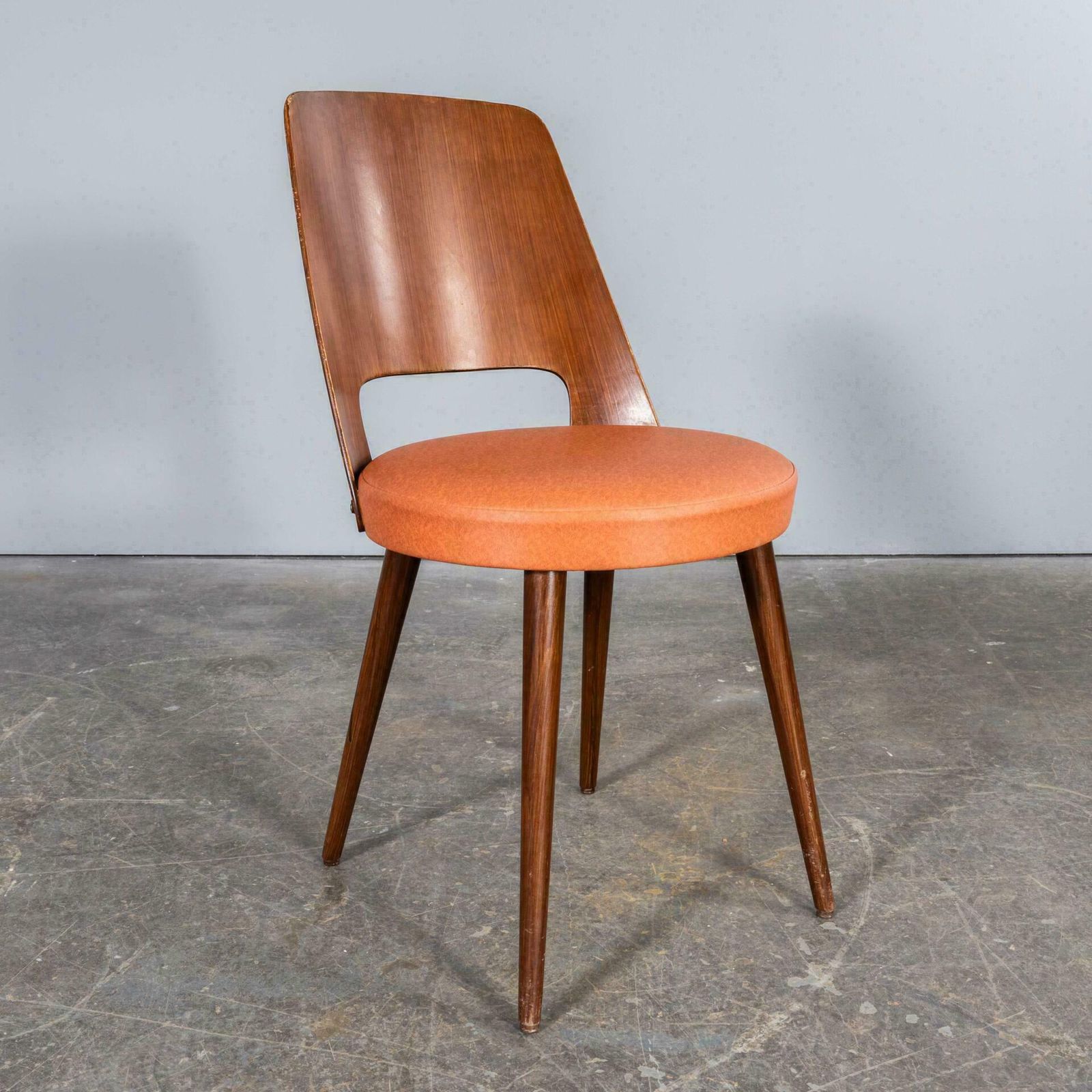 photo furniture 1960’s French Baumann Upholstered Bentwood Mondor Dining Chair
