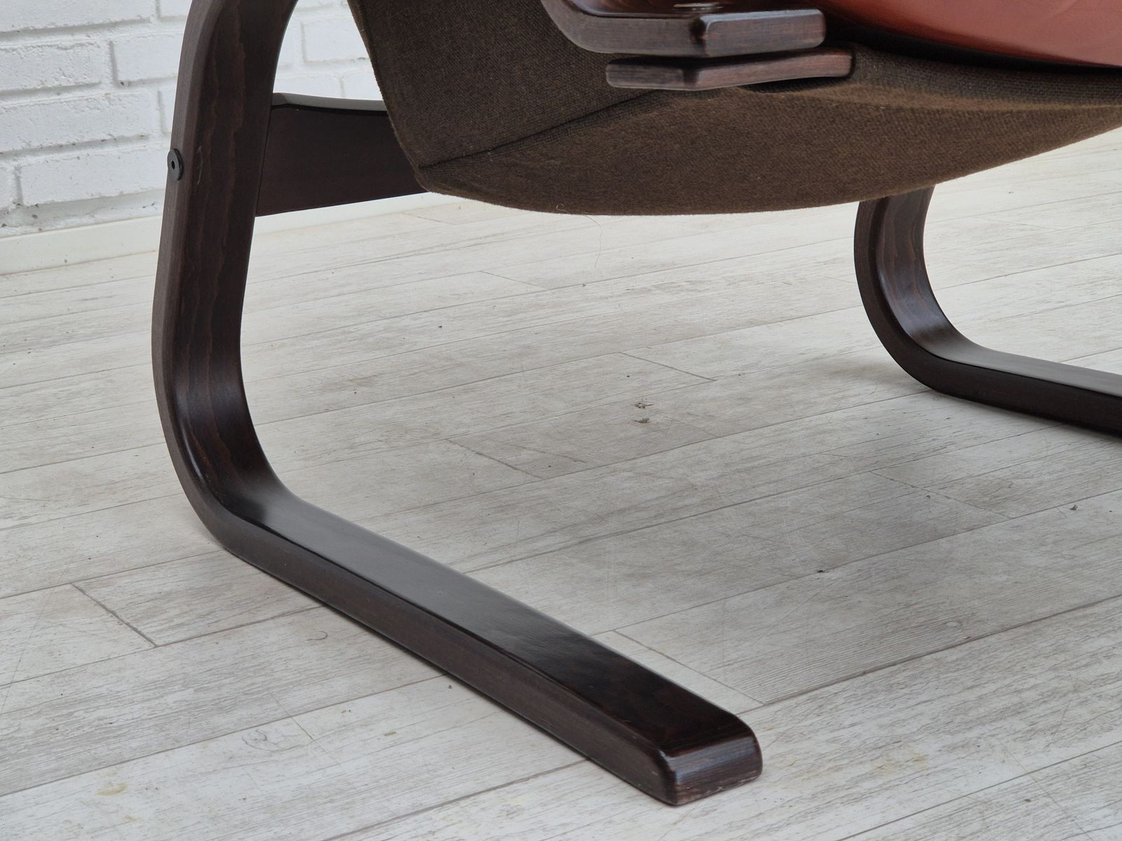1970s, Scandinavian Design, Lounge Chair, Original Very Good Condition, Brown Leather. photo Furniture