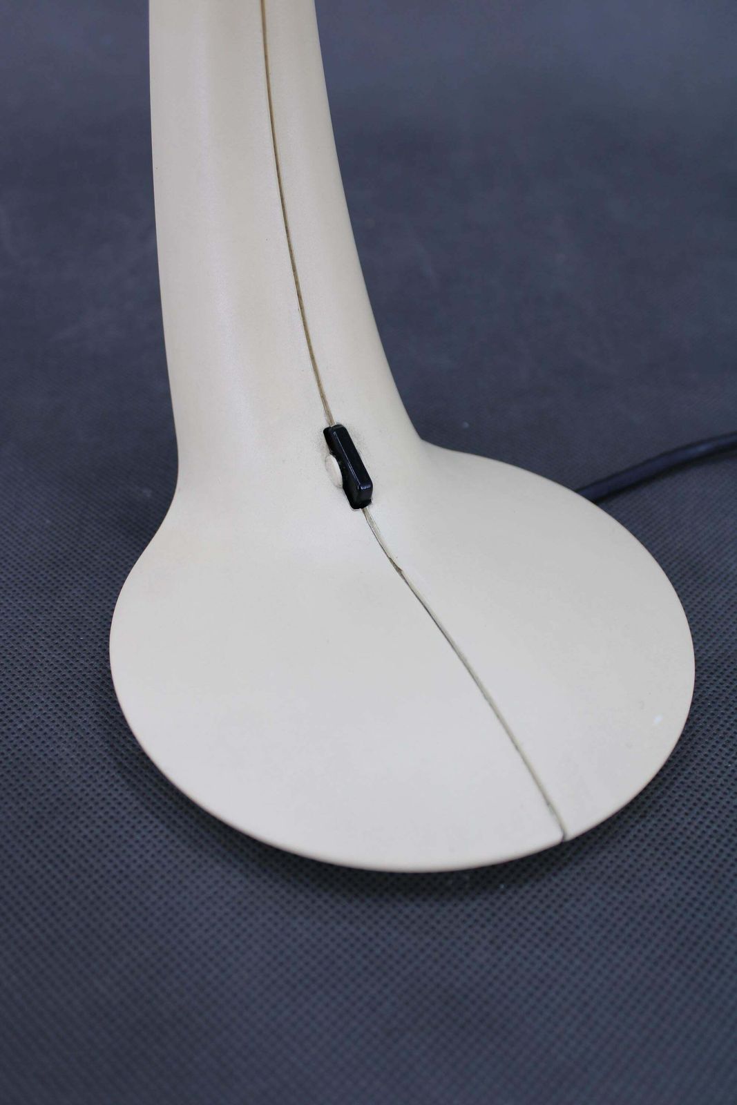 1970s Pair Of Veneta Lumi Table Lamps  Model Virgola, Italy photo vintage