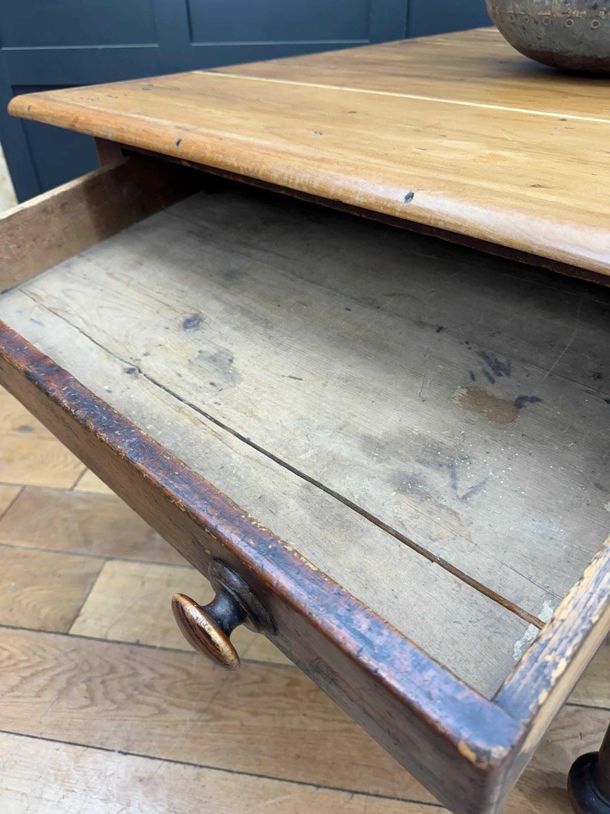 photo furniture Antique Pine Dining Table / Victorian Kitchen Table / Rustic Farmhouse Pine Desk