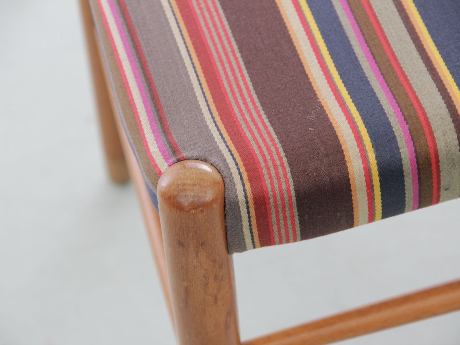 3100.0 Mid Century Modern Scandinavian Set Of 4 Chairs By Yngve Ekström. photo