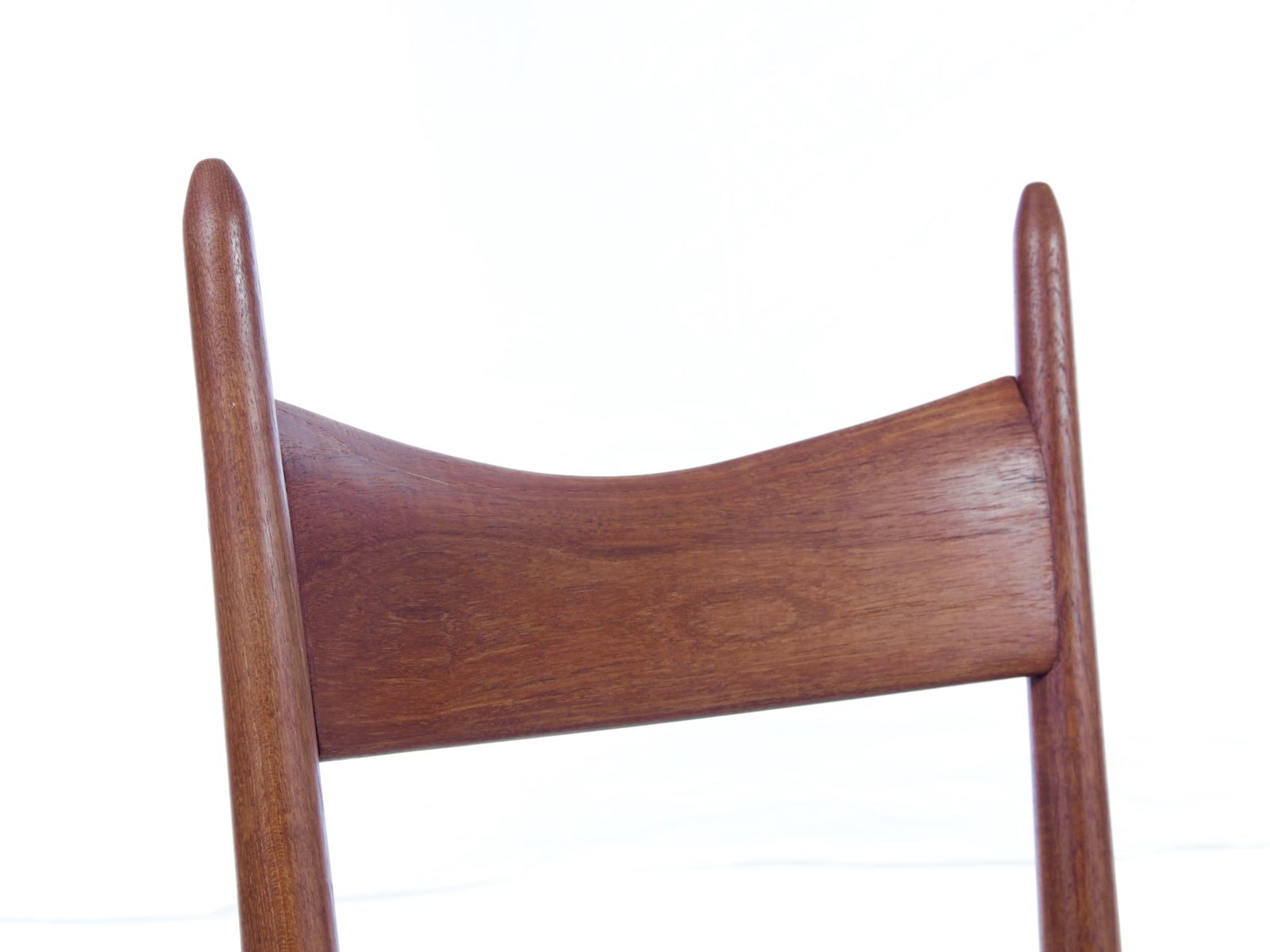 Mid Century Modern Scandinavian Set Of 6 Dining Chairs In Teak By H. Vestervig Eriksen photo Furniture