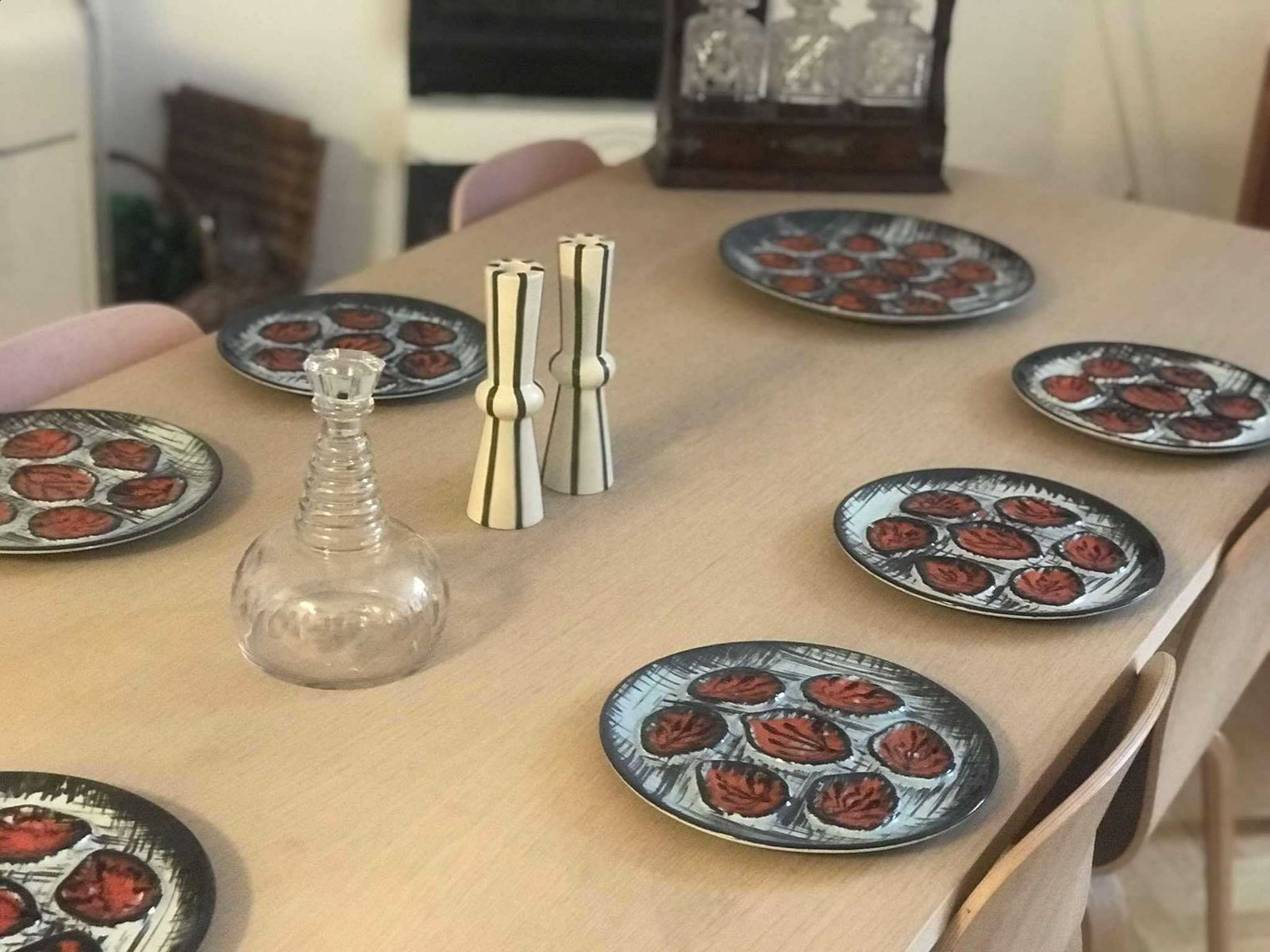 Oyster Plates Pornic French Red Black Decor Hand Painted Faience Plate Kitchen Decor Coastal Decor Beach Side Decor Gift Collector Kitchen photo for sale