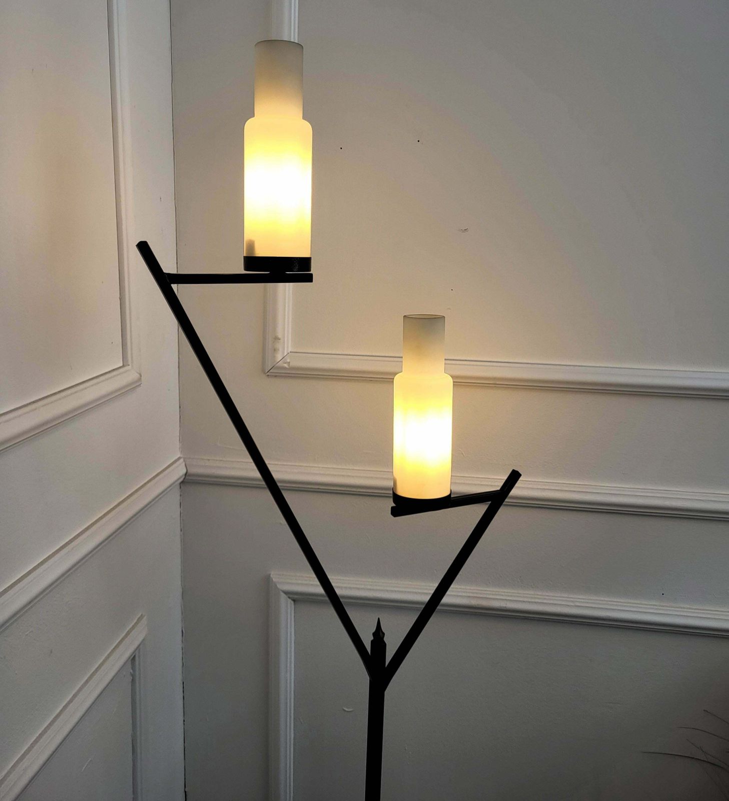 Italian Art Deco Mid Century Black Metal Gilt Brass Opaline Glass Floor Lamp photo vintage