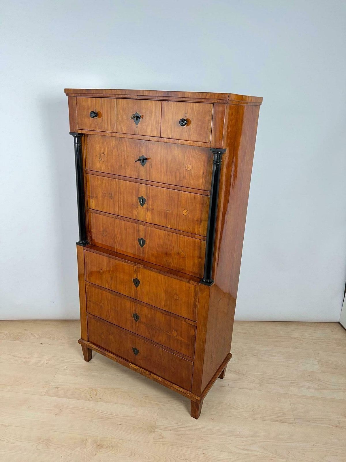 photo vinterior Biedermeier Chiffonier, Cherry Veneer, South Germany Circa 1830