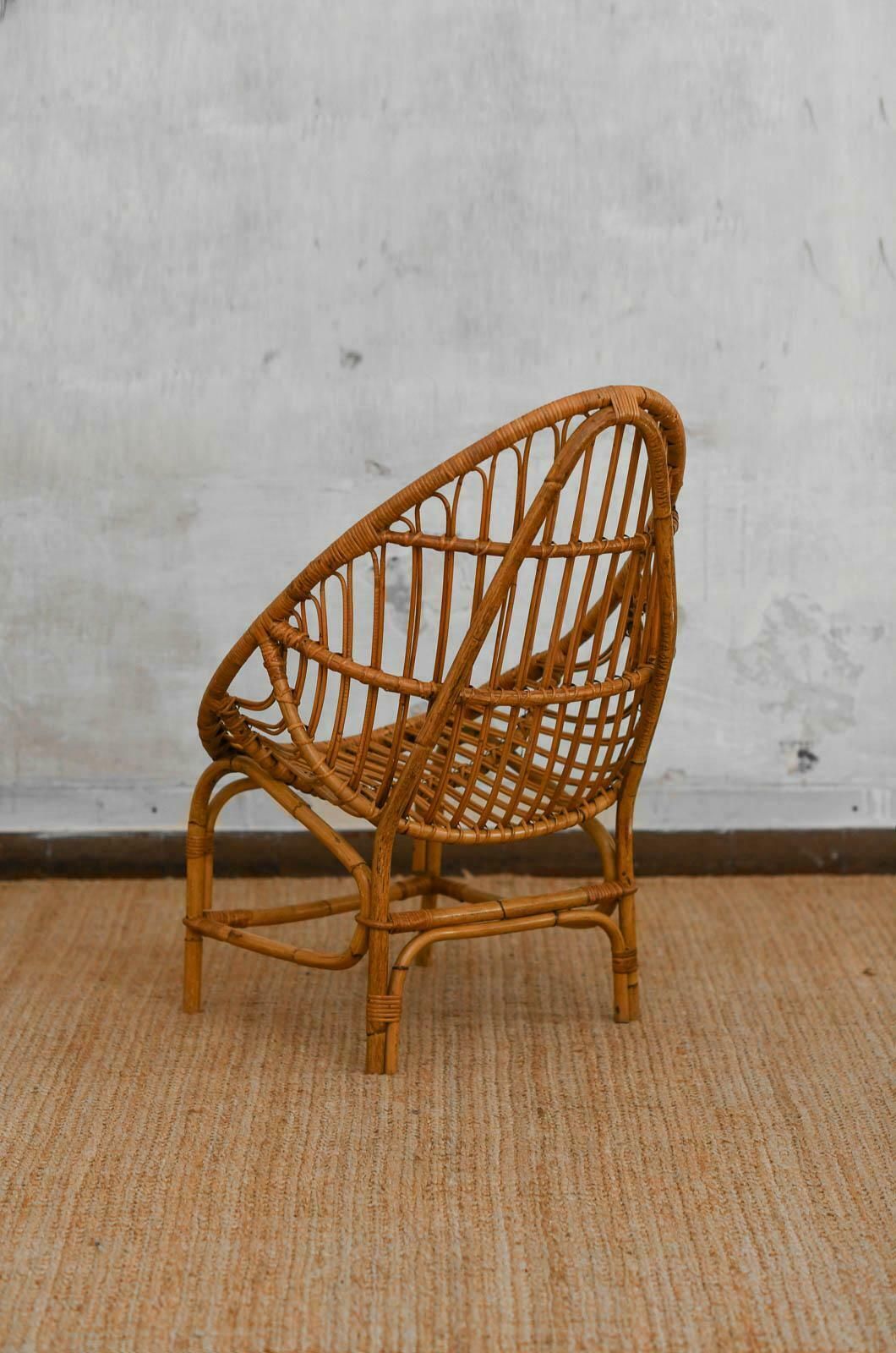 Pair Of Pod Chairs In Bamboo, Italy 1970 photo vinterior