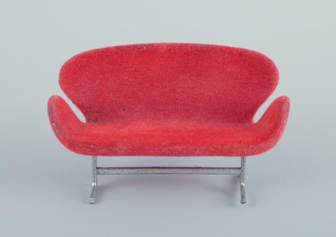 Miniatures Of The "Swan" Chair And Sofa In Red Fabric, Designed By Arne Jacobsen photo Home Decor