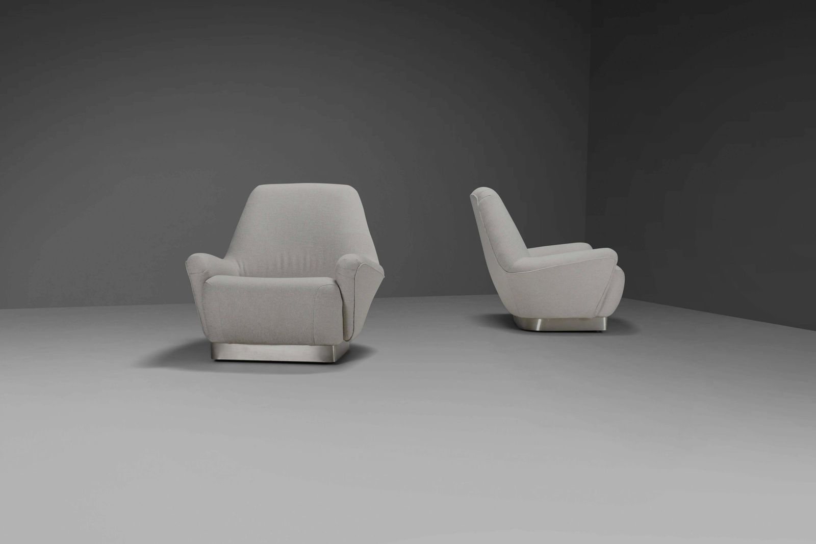 Rare Pair Of Grey Fabric And Stainless Steel Lounge Chairs By Gianni Moscatelli photo 7993.0