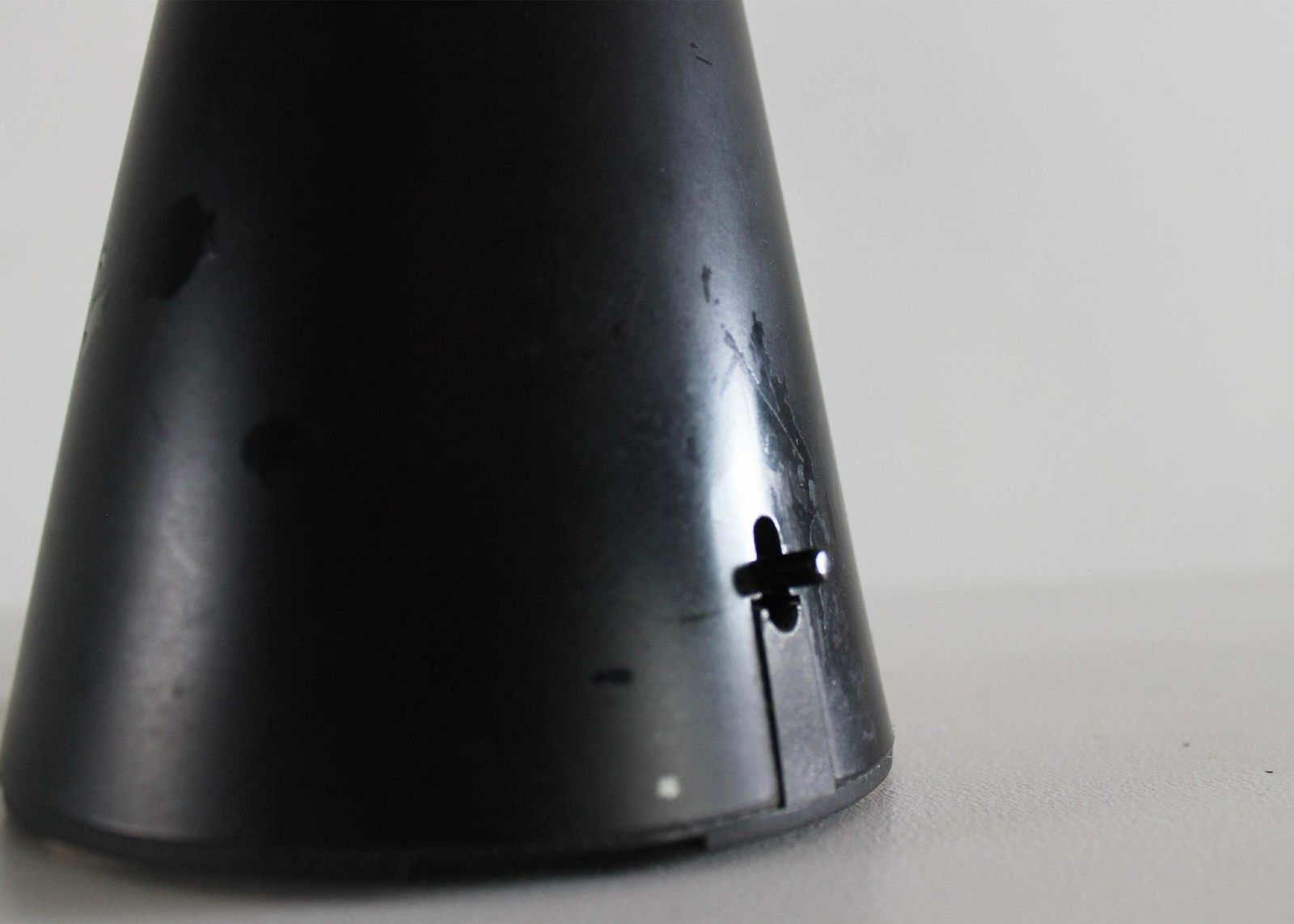 Gio Ponti Bilia Table Lamp In Black Metal And Opaline Glass By Fontana Arte 1970 photo 1215.0