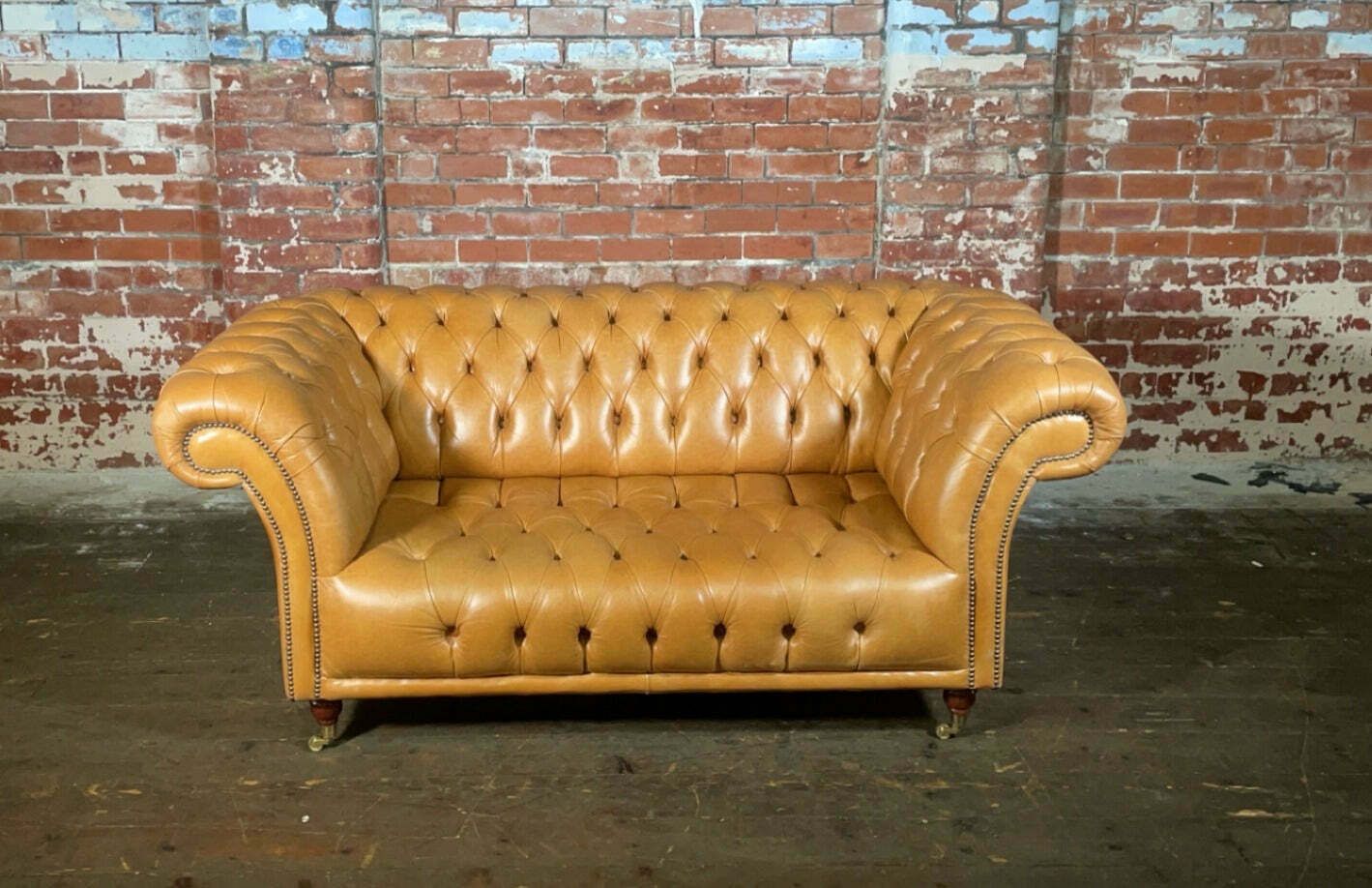 Stunning 2 Seater Cliveden Sofa In Premium Tan Leather photo Furniture