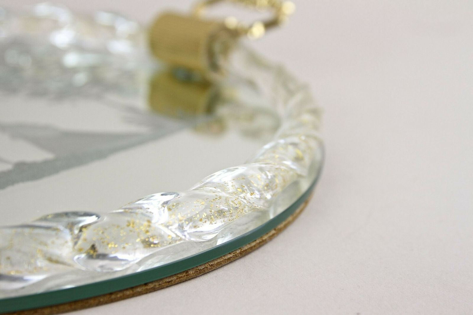 photo vintage Venetian Murano Glass Tray With Engravings, 24k Gold Flakes, It Ca. 1960