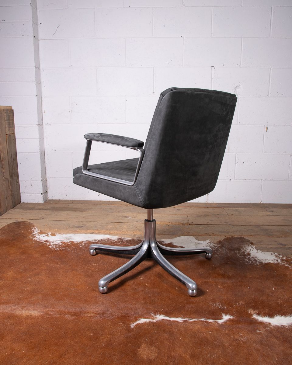 Vintage Leather Osvaldo Borsani Office Desk Chair 1970s photo vinterior