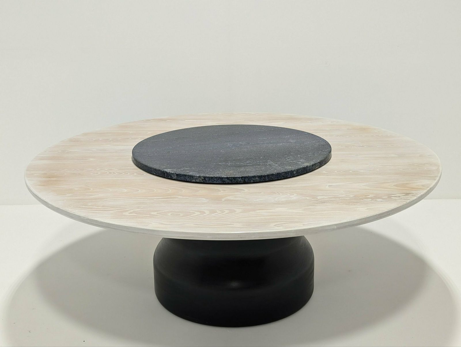 Matteo Fogale Ash Marble Dining Table photo vinterior