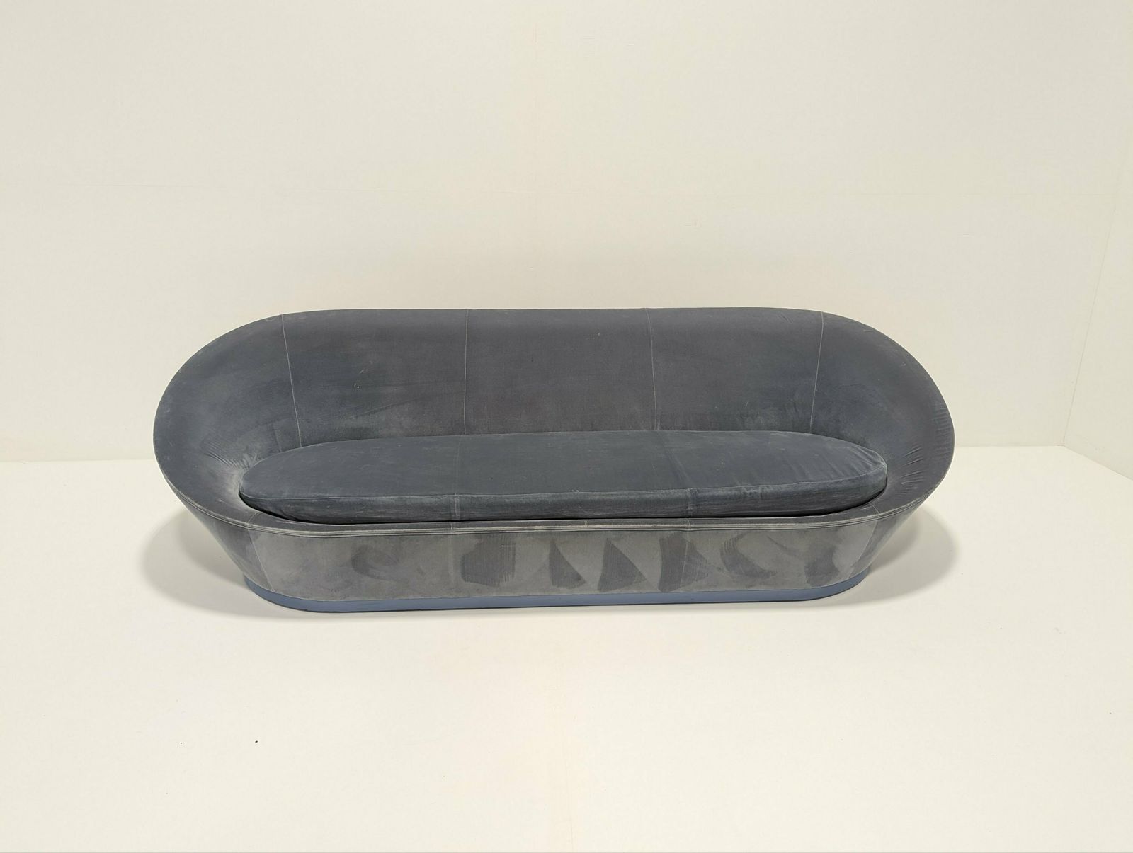 Sé ‘New Life’ Sofa. (2 Available)