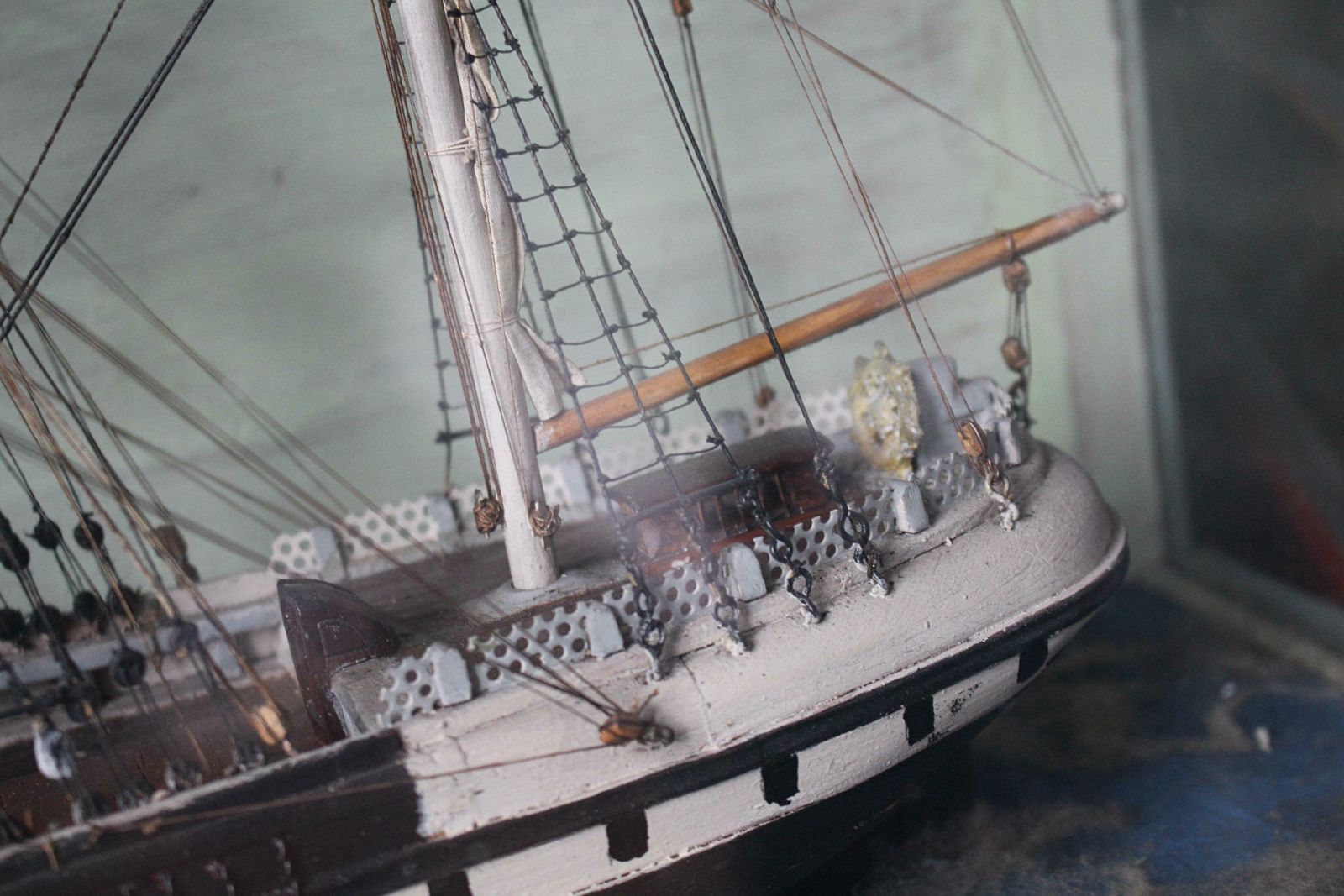 Late 19th Century Cased British Sailing Vessel Folk Art Maritime photo vinterior