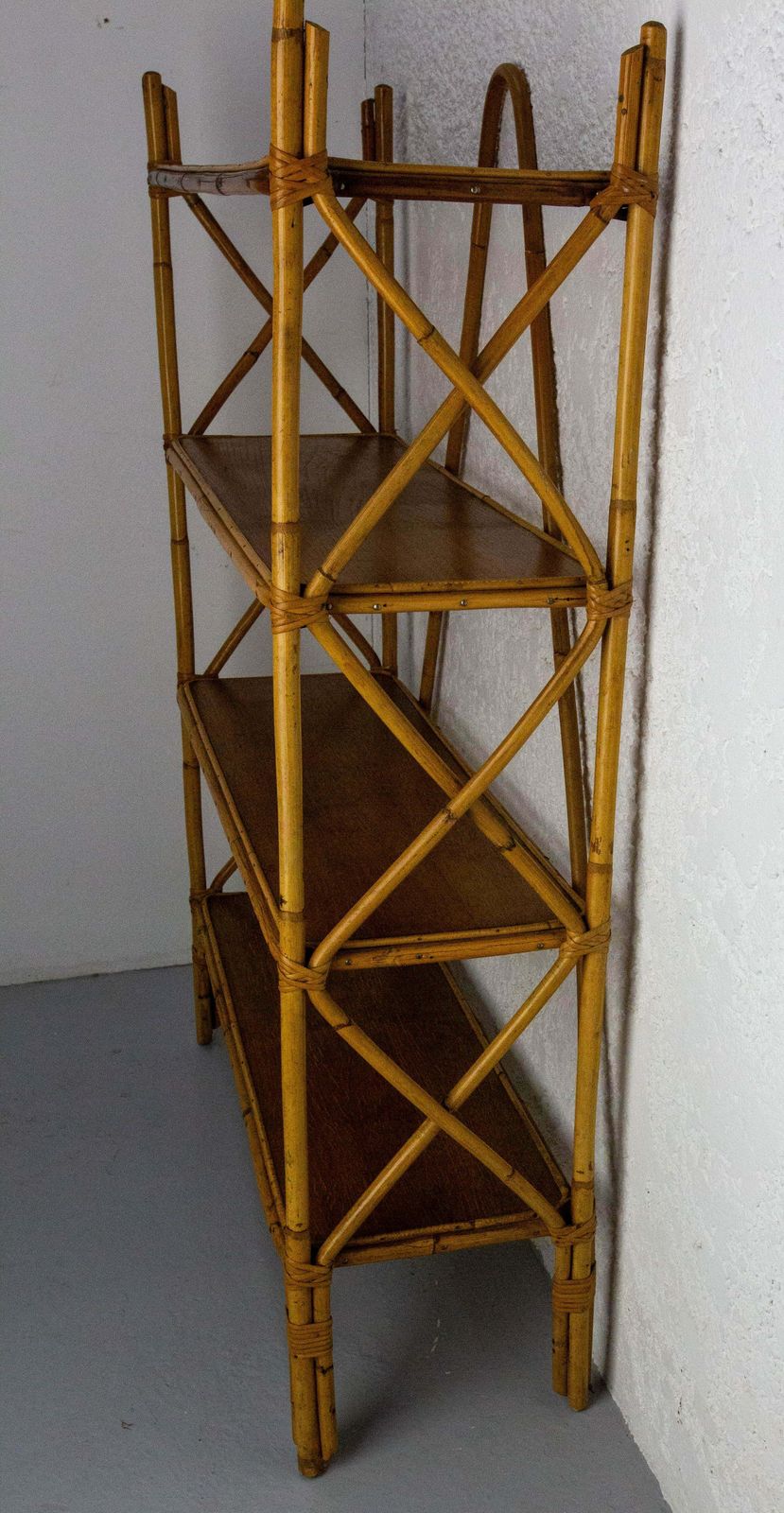 Midcentury Wicker Shelves étagère French Bookcase photo vinterior