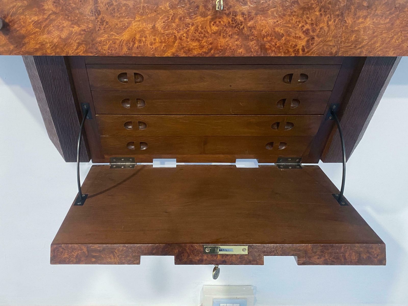 photo vintage Italian Midcentury Art Deco Console Designed By Pierluigi Colli, 1940s